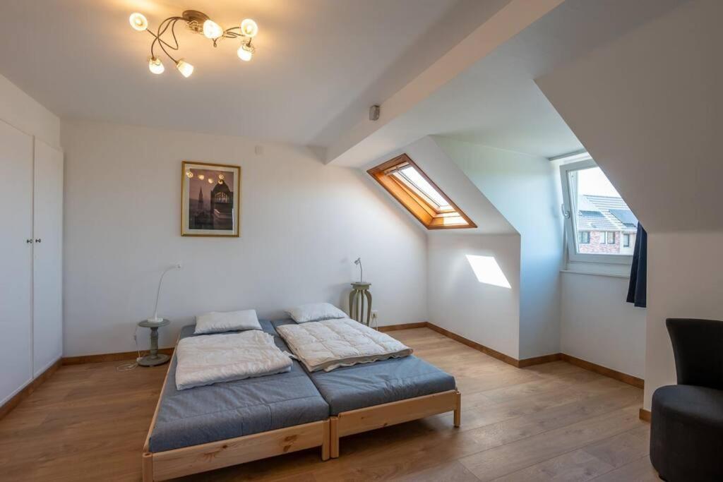 Villa Charming House With Garden De Haan Esterno foto