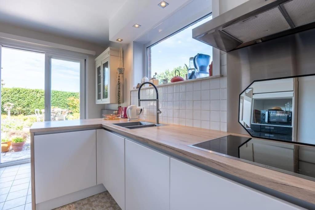 Villa Charming House With Garden De Haan Esterno foto